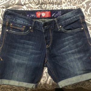 Long cuter cute shorts